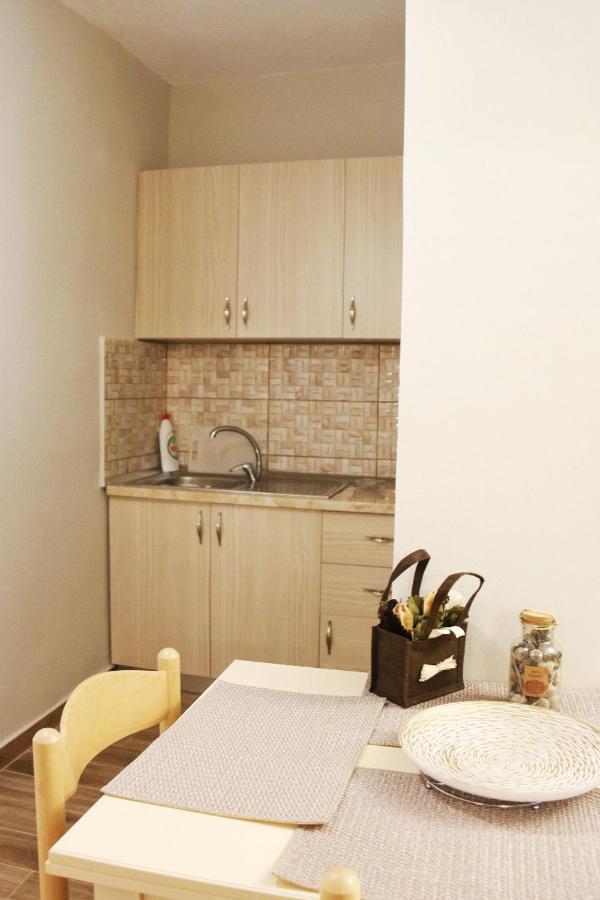 New Bazaar Arben'S Apartment Τίρανα Εξωτερικό φωτογραφία